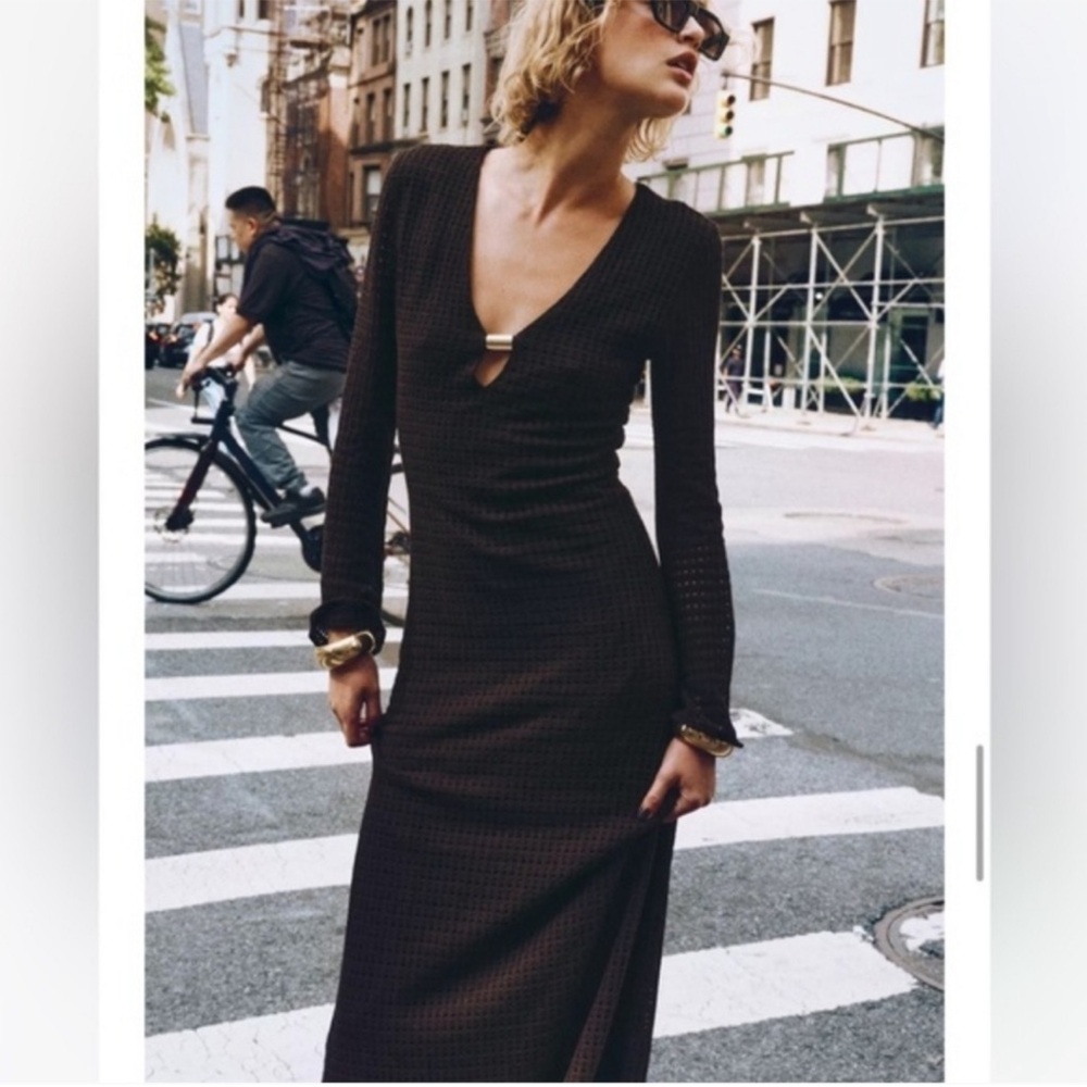 NWT Zara Crochet Midi V-Neck Knit Dress Size Small